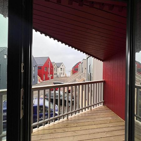 Stilren Leilighet I Henningsvær Kültér fotó